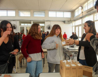 Continúa la entrega de netbooks en las escuelas de Suipacha