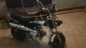 LUJÁN: ROBÓ UNA MOTO, HUYÓ CAMINANDO Y LO ATRAPARON