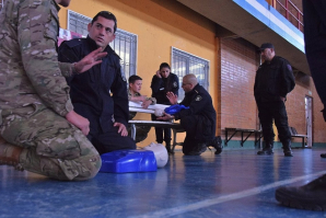 CADETES DE LA CARRERA DE ENFERMERÍA BRINDARON CAPACITACIÓN DEL PROGRAMA "BOQUITAS SANAS" Y RCP