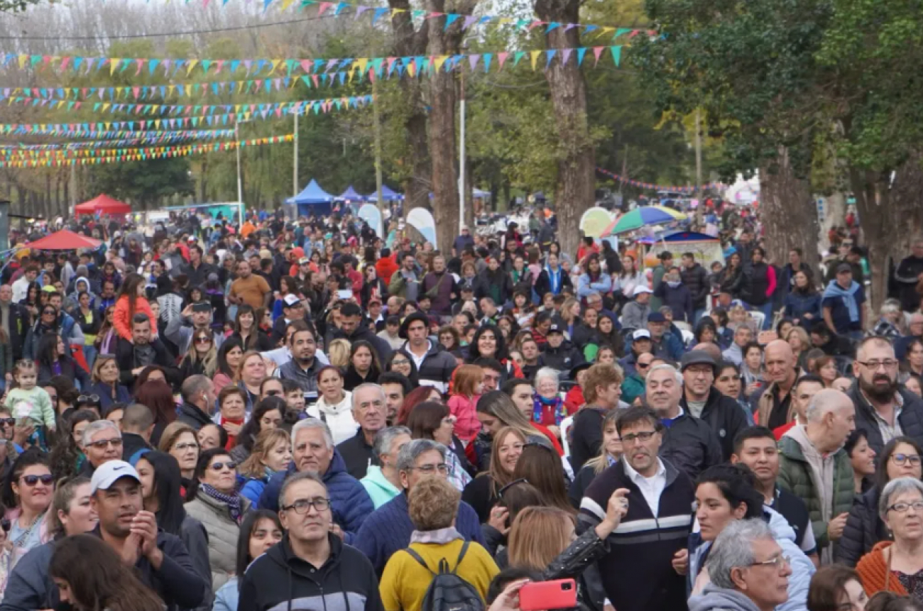 Gran asistencia a «La Previa del Salame Quintero»
