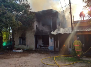 Incendio en un domicilio de 27 y 54