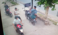 Cayeron motochorros que robaban armados por la colectora del Acceso Oeste