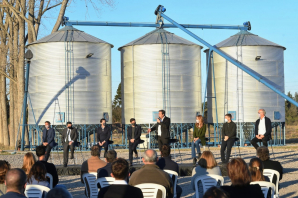 Boto y Kicillof habilitaron el nuevo Parque Industrial “Don Julio Steverlynck”   