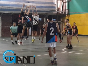 Dispar actuación del Gianti Voley en Sol de Mayo   
