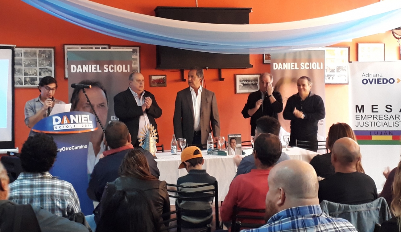 DANIEL SCIOLI SE PRESENTÓ EN LUJÁN