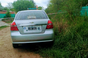 Robaron en Luján, huyeron hacia Rodríguez y tras persecución y disparos, se detuvo a dos delincuentes