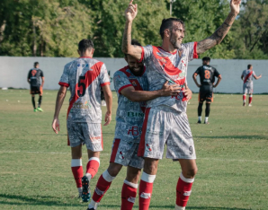 De local, el Lujanero tuvo su primera victoria