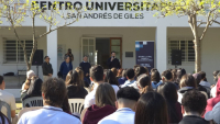 San Andrés de Giles: Con un emotivo homenaje a los primeros egresados locales, se celebró la 6.ª edición de la Expo UBA