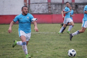 ATLÁS GOLEÓ A MUÑIZ Y SE ACOMODÓ