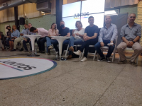 Juntos: todos juntos