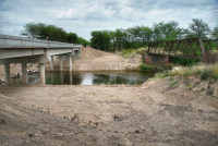 Obra del puente entre Goldney y Olivera en su etapa final