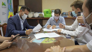 Hospital firma convenio con “Corredores Viales S.A” para asistencia médica en RNº5