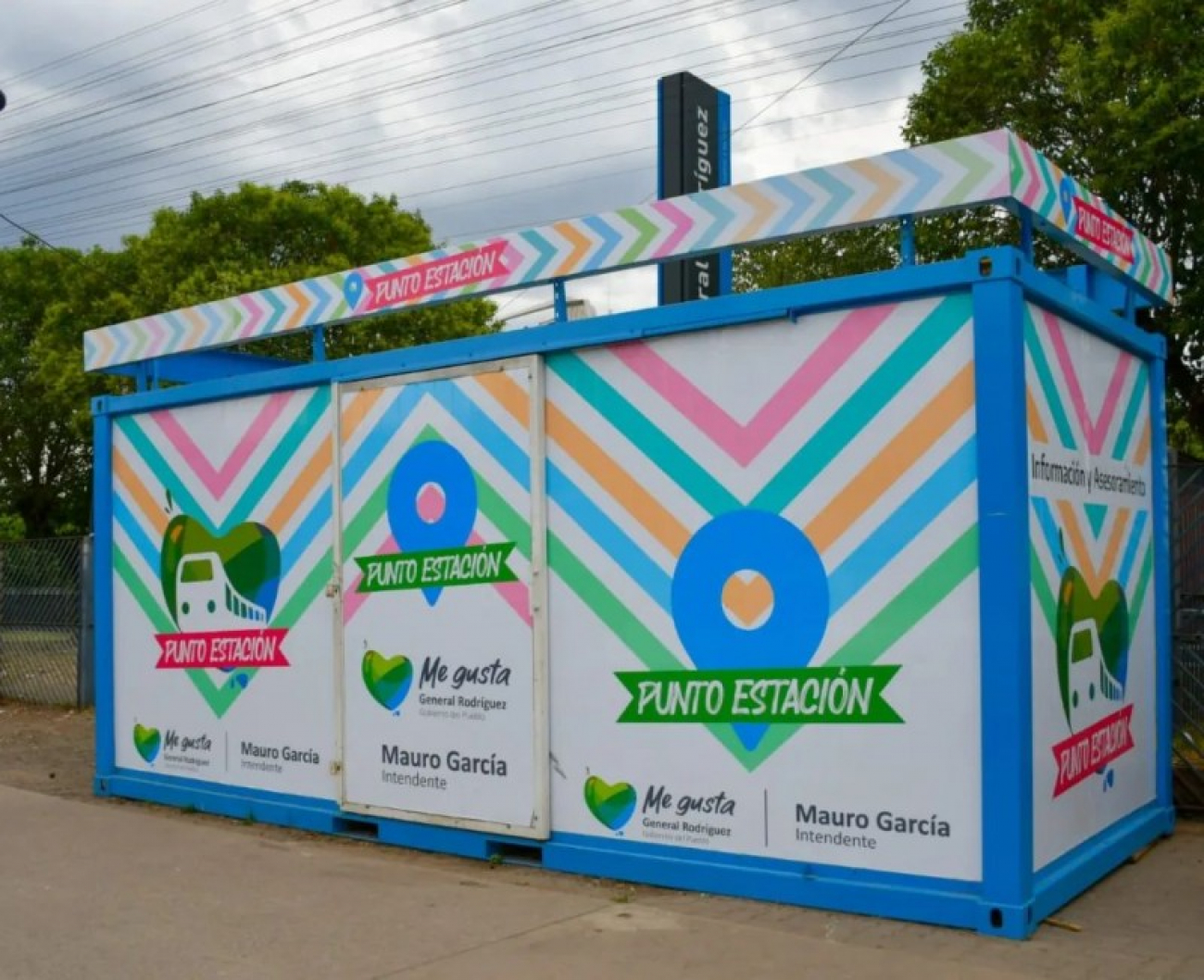 Qué es "Punto Estación", el espacio que creó el Municipio a metros de la parada ferroviaria céntrica