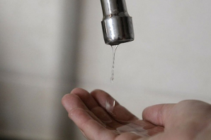 Otra vez sin agua: un problema que se repite en muchos barrios de Giles