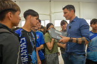 General Rodríguez: entrega de equipamiento tecnológico en la Escuela Secundaria N°17