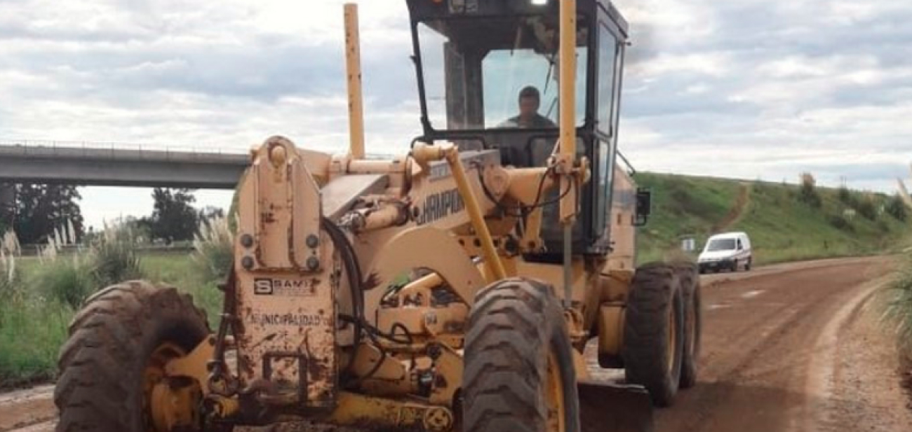 Trabajos en caminos rurales en San Andrés de Giles