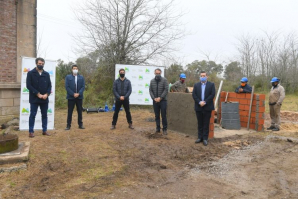 Ustarroz firma convenio con el Ministro de Infraestructura por importantes obras para Mercedes
