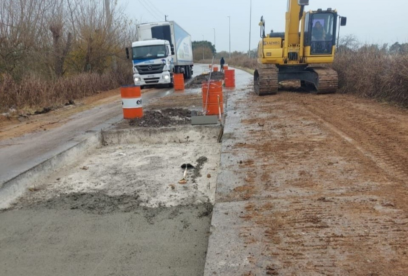Intensifican obras de bacheo en la Ruta Provincial 24