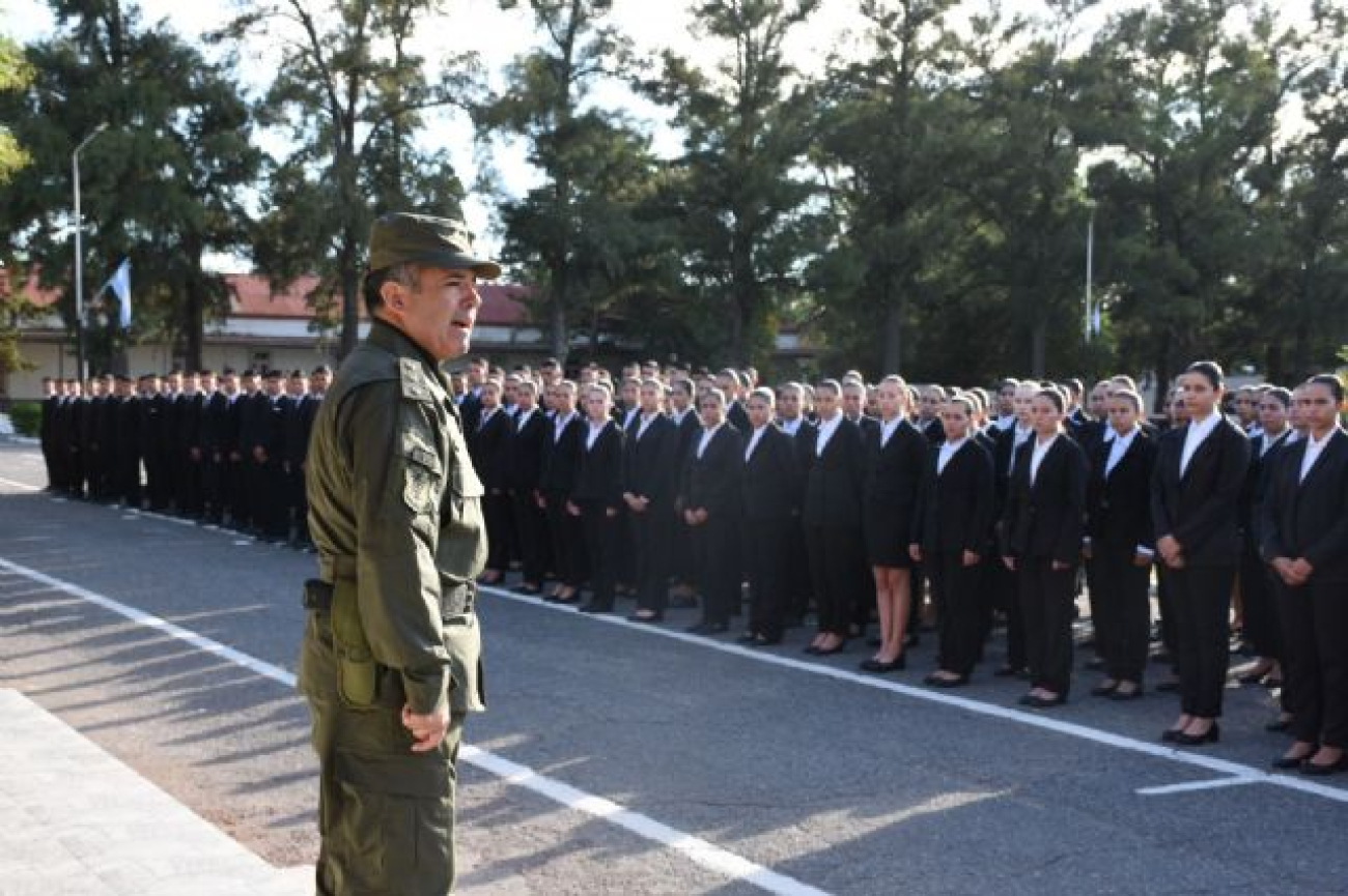 388 aspirantes comienzan su formación en el Instituto de Gendarmería de Mercedes