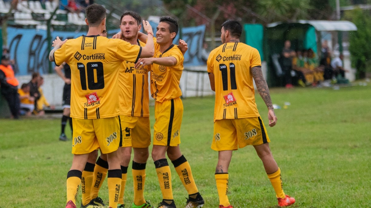 FLANDRIA Y UN PUNTO CON SABOR A POCO