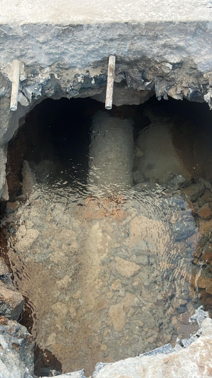 Rotura en un troncal principal de agua: podría haber baja presión en varios barrios