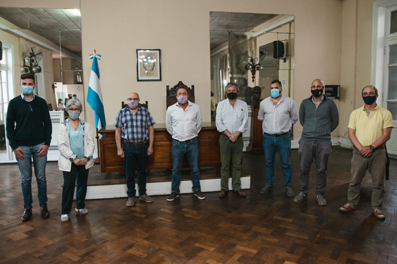 Griffini recibió al senador Costa en Luján y se reunieron con referentes de Somos el Cambio