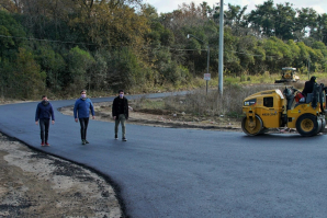 Plan de asfaltado: comenzó la pavimentación en el Barrio Luna