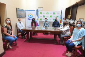 Ustarroz recibió a la Directora Ejecutiva del PAMI Luana Volnovich