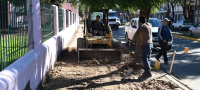 Luján: Se construyen nuevas veredas en el Jardín de Infantes y la Escuela Normal