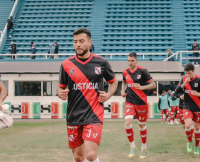 Luján buscará levantar el ánimo recibiendo a Lafarrere