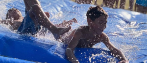 El Parque Acuático llega a los barrios San Pedro, Santa Marta, Ameghino y Padre Varela