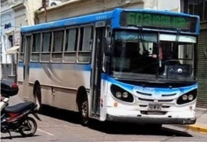 Colectivos en Luján: críticas por falta de inversión y unidades viejas