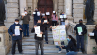 MUNICIPALES EN MOVIMIENTO: &quot;HAY PLATA PARA CONTRATAR COOPERATIVAS PERO NO PARA LOS TRABAJADORES&quot;