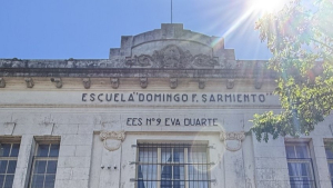 San Andrés de Giles: Impusieron el nombre Eva Duarte a la E.E.S. N° 9