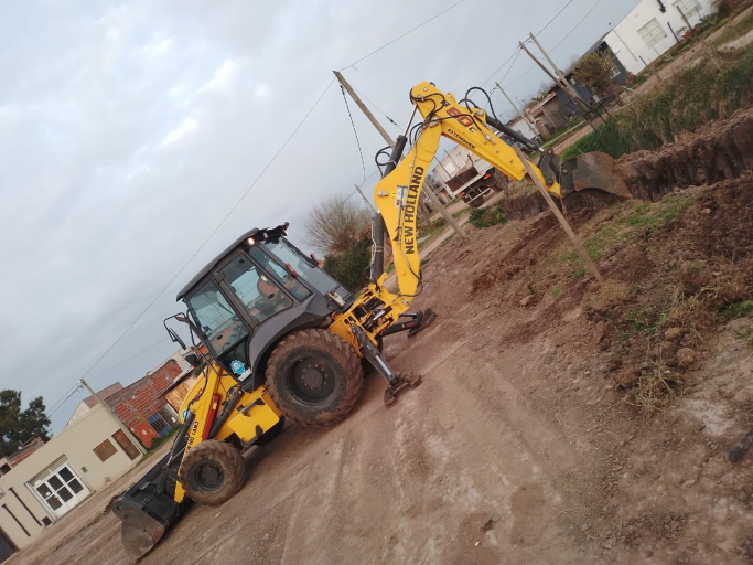 Suipacha: Trabajos de saneamiento y mantenimiento de la infraestructura