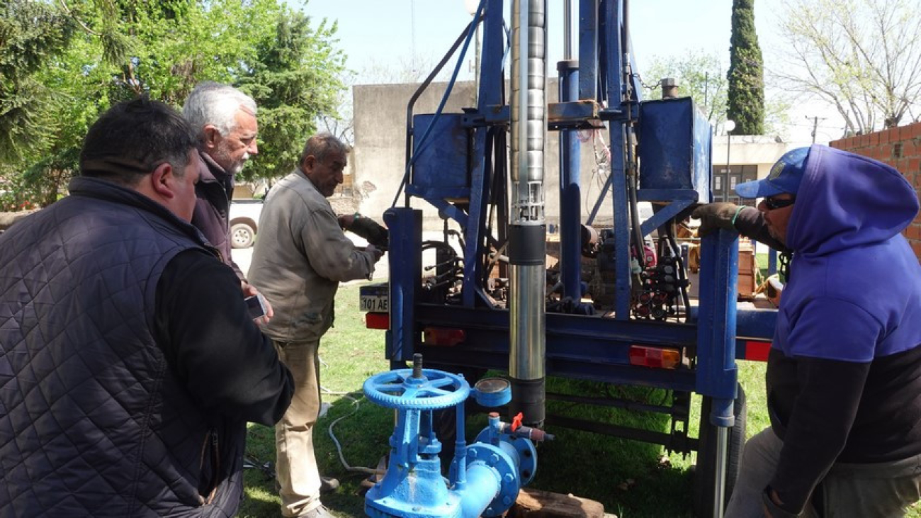San Andrés de Giles: La Municipalidad colocó una bomba nueva en el Tanque de Agua de plaza Cutillas