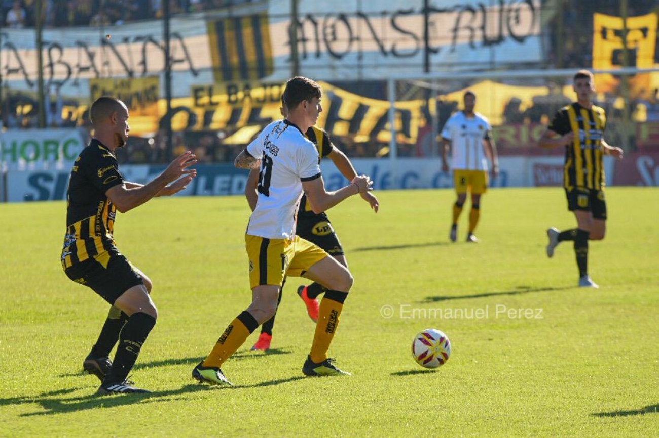 FLANDRIA CAYÓ Y DEPENDE DE UN MILAGRO