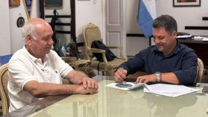 Firma de convenio para un nuevo puente en el camino Hermanos Rienzi